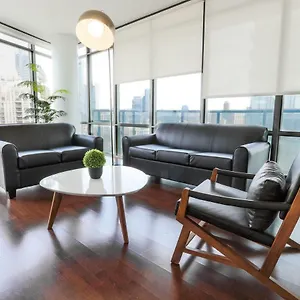  Aparthotel Altitude Suites Bay Street - Holiday Bonus - Free Parking Canada
